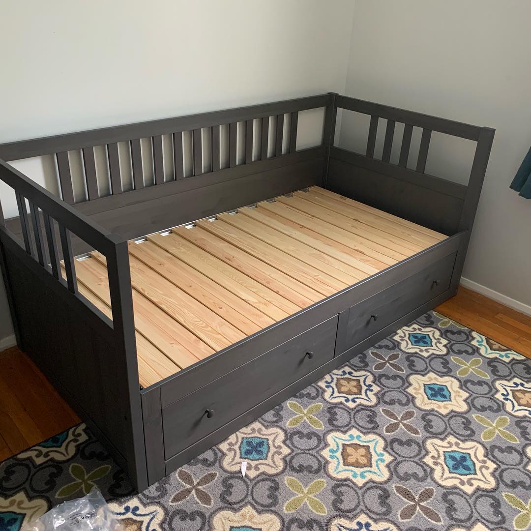 assembly_lionservices