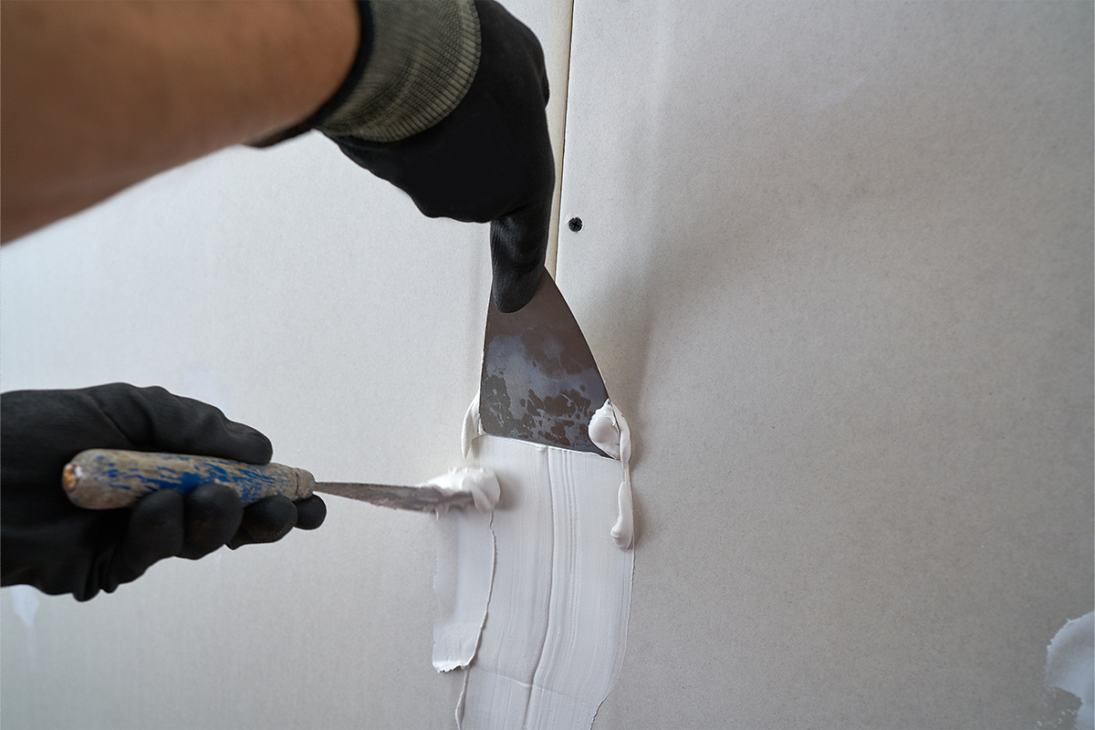 How To: Repair Plaster Walls