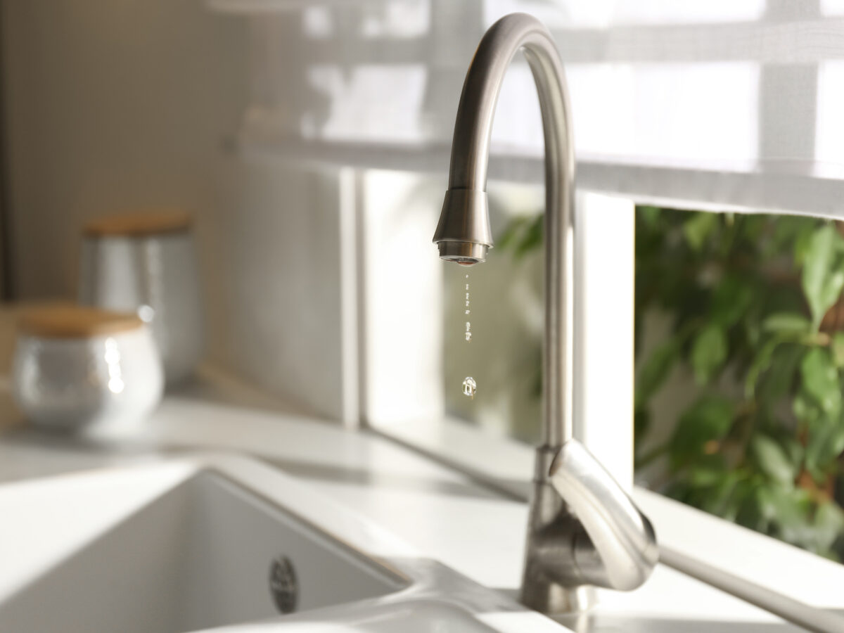 How to Fix a Kitchen Faucet Leaking from the Handle - Taskrabbit Blog